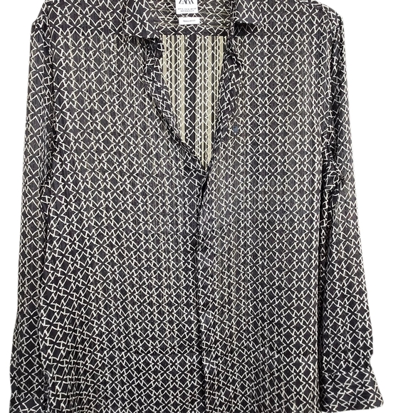 Zara Black and White Geometric Button Down Shirt - Picture 1 of 4